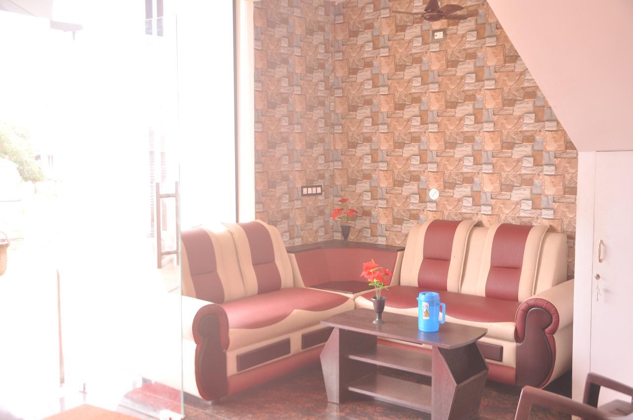 Hotel Sr Residency Рамешварам Екстер'єр фото
