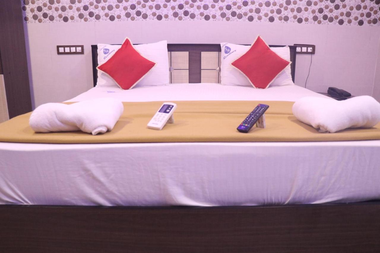 Hotel Sr Residency Рамешварам Екстер'єр фото